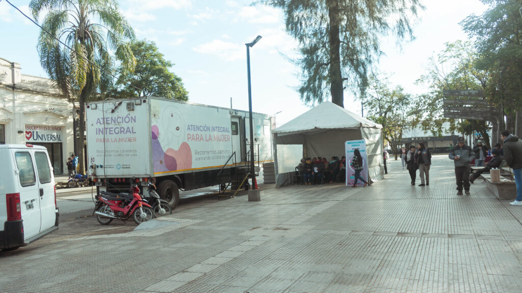 TRÁILER DE ATENCIÓN PARA LA MUJER